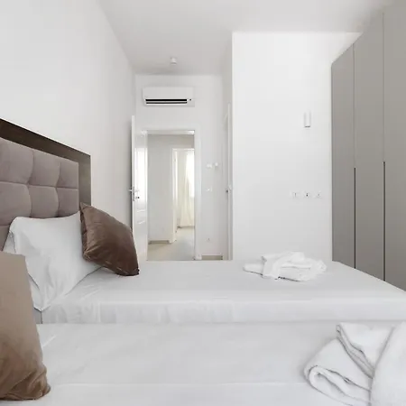 Le Dodici Porte - Porta Mascarella 2 By District *